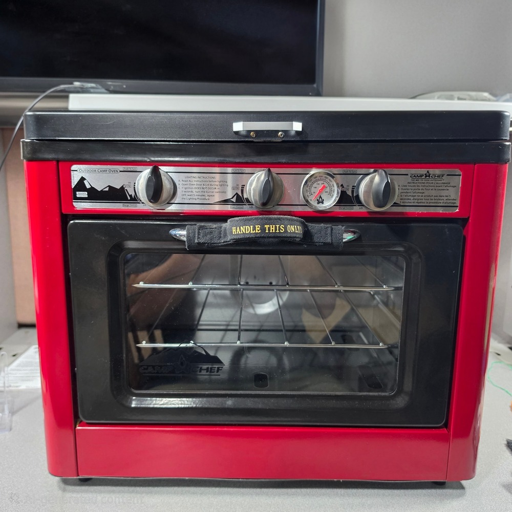 Camp Chef Outdoor Camp Oven Stove 2-Burner Red Excellent Portable